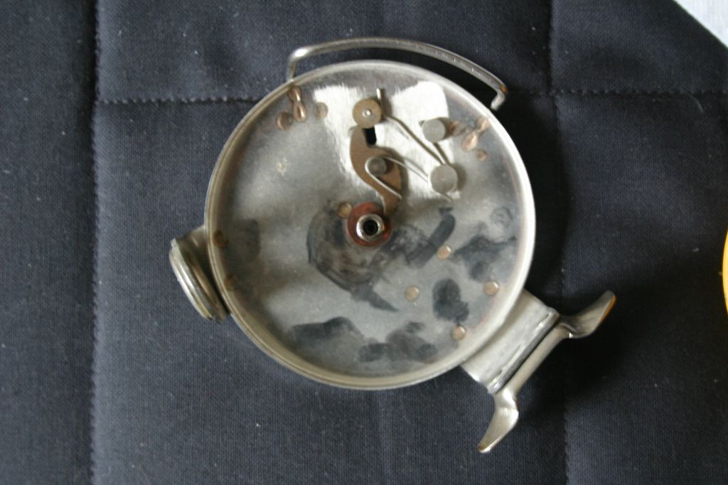 Reel Housing